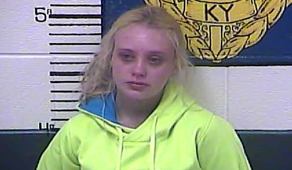 ClayCoNews - Clay County, Kentucky Woman Facing Theft & Burglary Charges - Courtney Smith