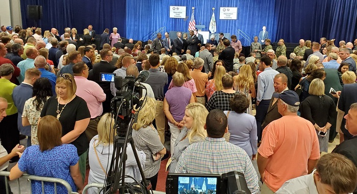 Pence Crowd EKU