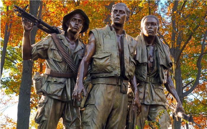 Veterans statue Vietnam