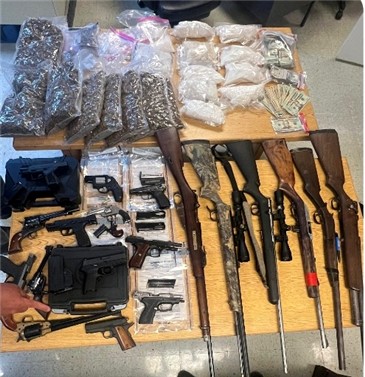 images3/NEWS_PICS/DRUGS-GUNS-CASH-Task_Force_Bust_365.jpg: https://www.clayconews.com/
