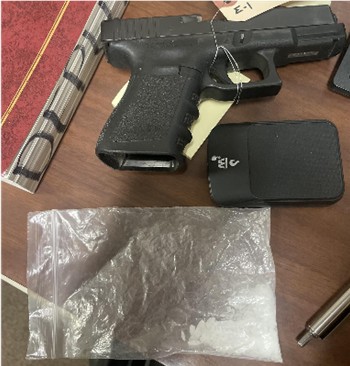 images3/NEWS_PICS/Gun-Drugs_seized_4-1-2023_in_AR.jpg-clayconews.com